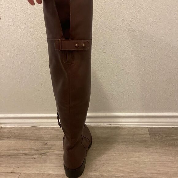 BCBG MaxAzria brown leather over the boots - Picture 7 of 16